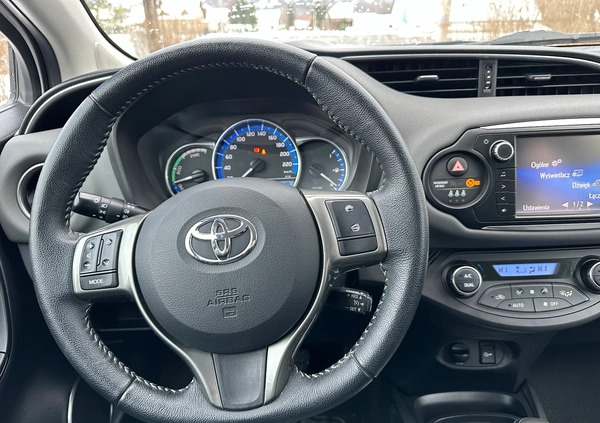 Toyota Yaris cena 42500 przebieg: 101000, rok produkcji 2014 z Mszana Dolna małe 466